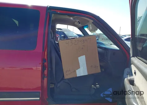 2003 Chevrolet Silverado 1500 Ls из США, поврежденный, VIN 2GCEC19T131303006